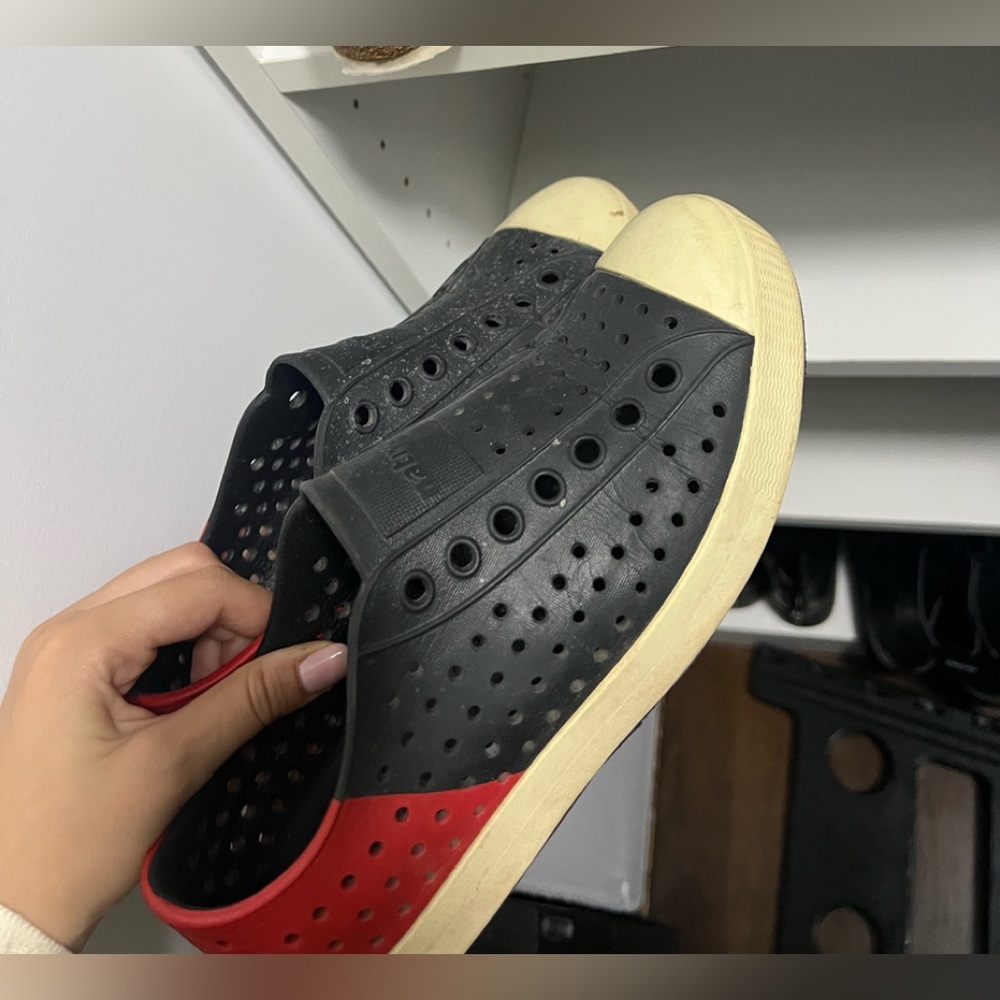Native Shoes Women's Black and Red Slip-On Sneakers